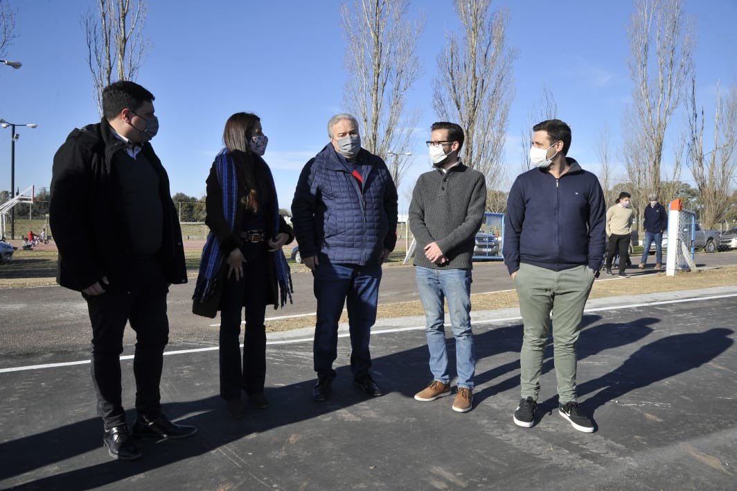 Agustín Simone tweet media