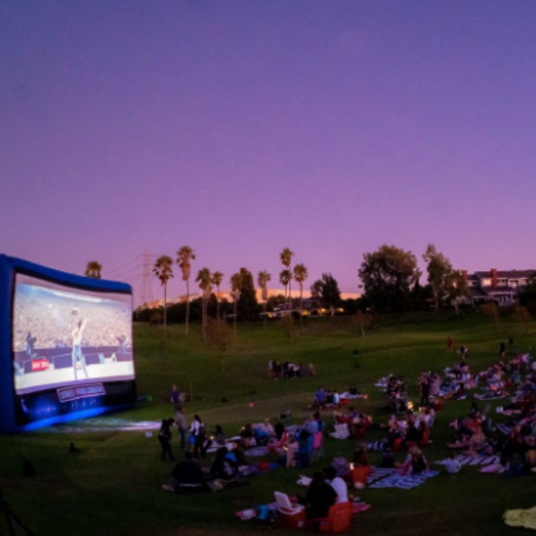 Delicious food + A classic movie = a great time. Street Food Cinema is back tomorrow with, Ferris Bueller's Day Off! Doors open at 6:00 pm and the movie begins at 8:30 pm. For Tickets go to zcu.io/lApn  #streetfoodcinema #westdriftmanhattanbeach