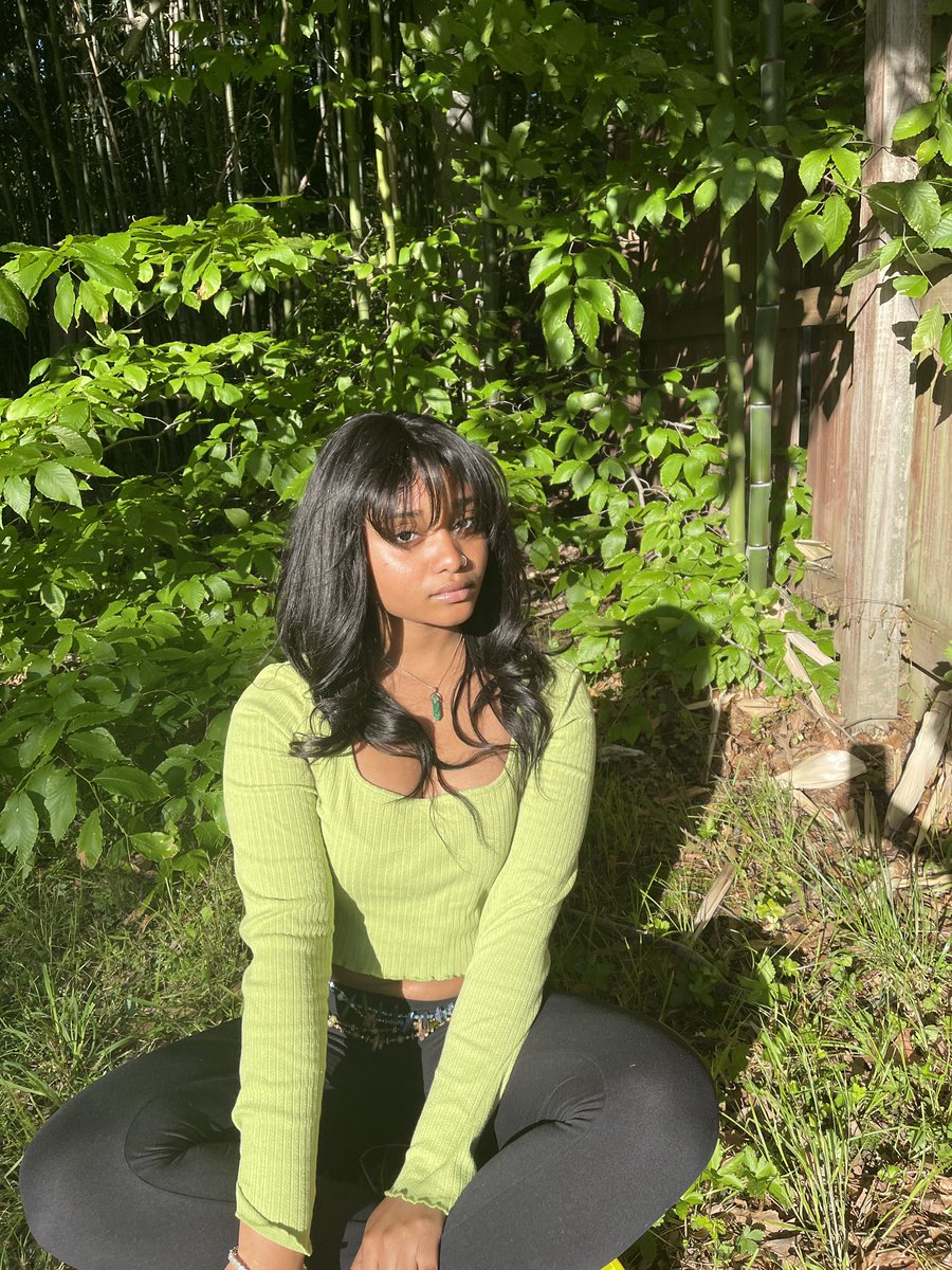vsucsa2011's tweet photo. Najimy Whalen (@BohemianNasj )
Brooklyn, NY
Rising Junior / Middle School Educ. Major 
Representing Trinidad 🇹🇹 and Puerto Rico🇵🇷 
Sergeant-at-Arms for the 2021-2022 academic school year ❤️💚💛🖤 https://t.co/Ggw8Hukb0D