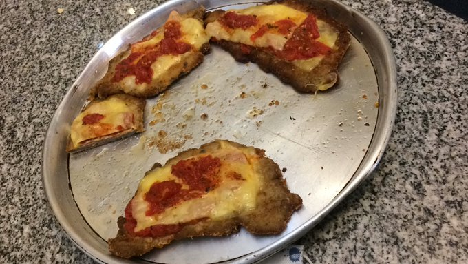 1 pic. Mi abuela me cocino así : jajaa me mima??? COn y sin queso jajajaja like si te hace/hizo lo mismo