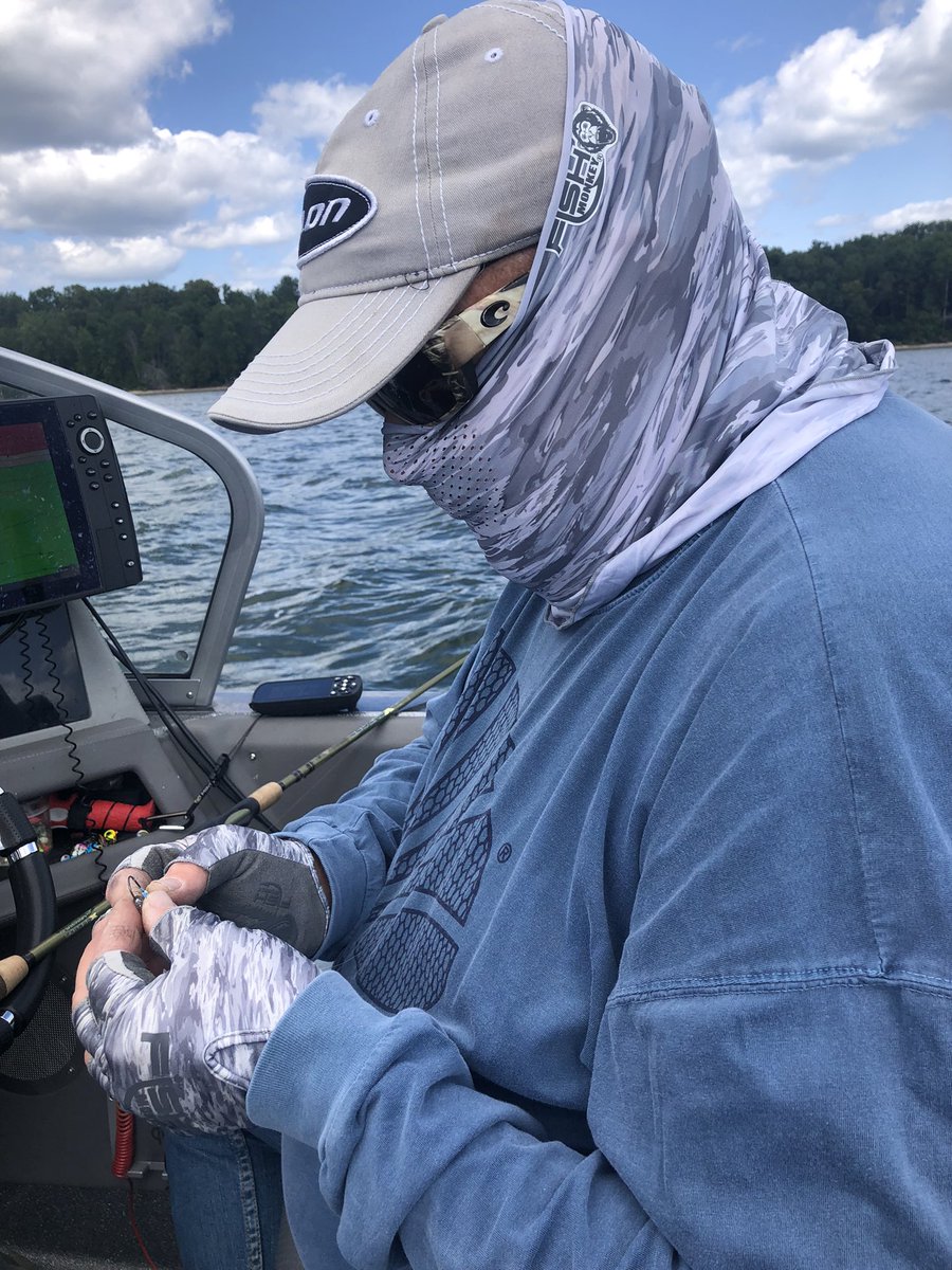 brobull's tweet image. Enjoy your #Friday, #Fishing #catchthemonkey 🎣🐵🧤🧤Good Luck Anglers’, B🎣🎣