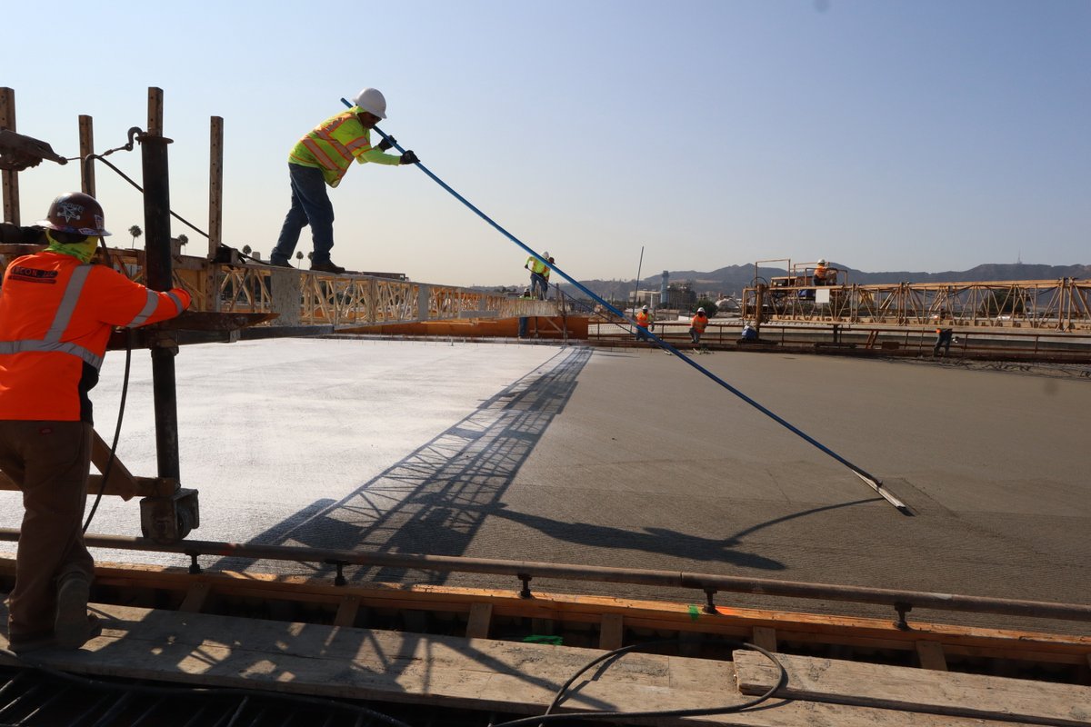 My5LA's tweet photo. Crews are placing concrete for the deck on the I-5 Burbank Blvd Bridge, which will open this year for motorists, pedestrians and cyclists. #Burbank @BurbankCA More pictures at: https://t.co/F5mcJG2IwZ #infrastructure #HOV #carpools #ClimateAction https://t.co/E4PwppdWmy