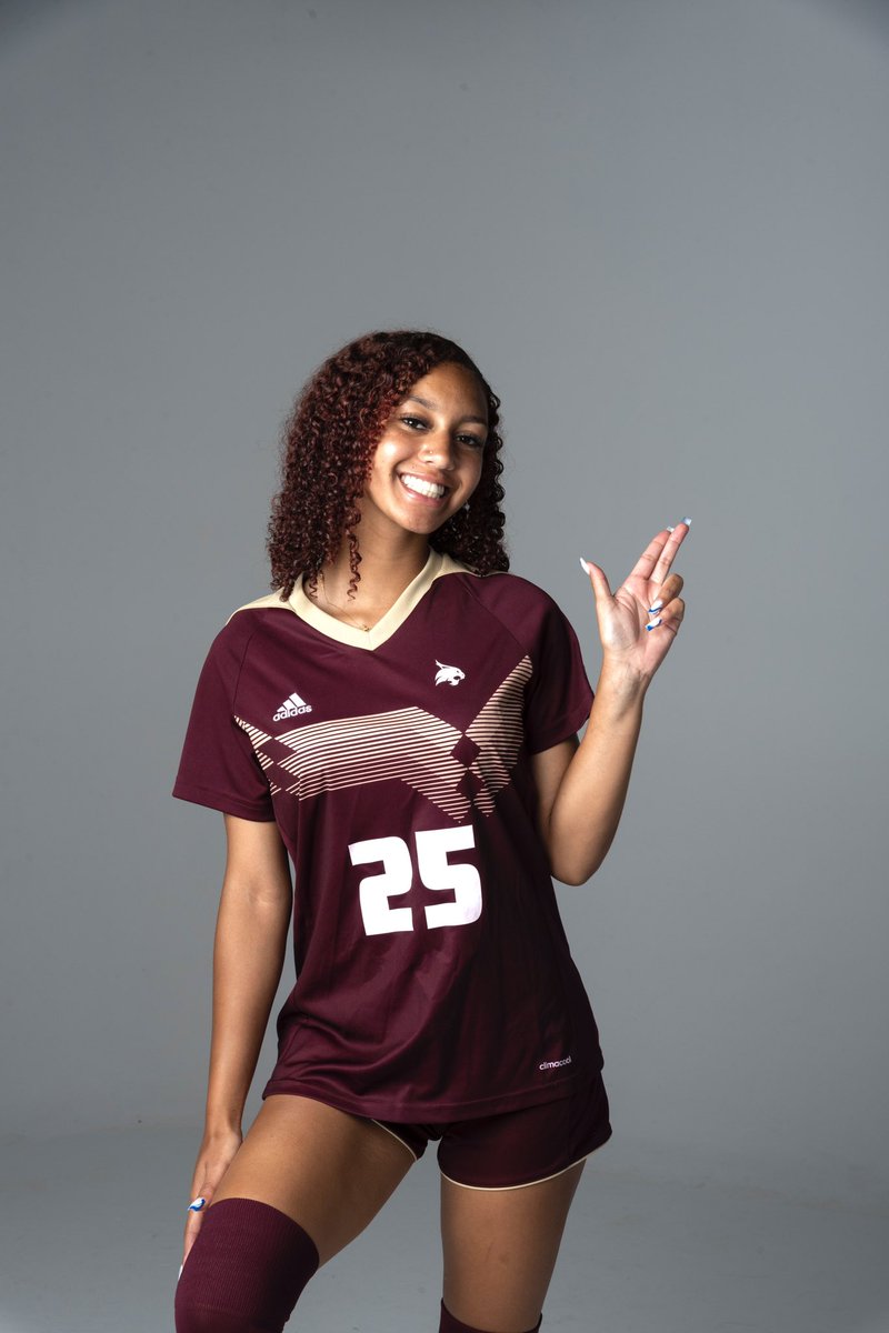 madi_alder's tweet image. The return…#25