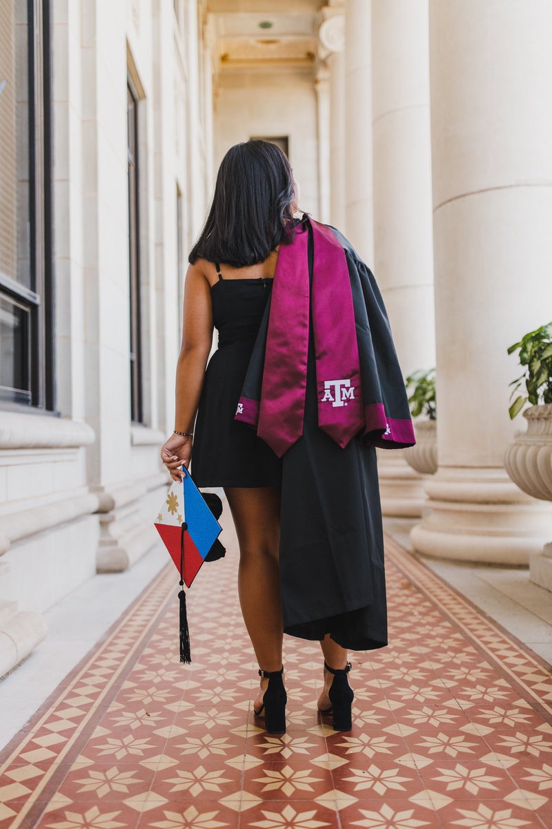 leamarigamboa's tweet photo. thanks for the memories aggieland

Texas A&amp;M University
August 13, 2021
B.S. Mechanical Engineering 
Minor in Sustainable Architecture and Planning https://t.co/E8MZt5fQTg