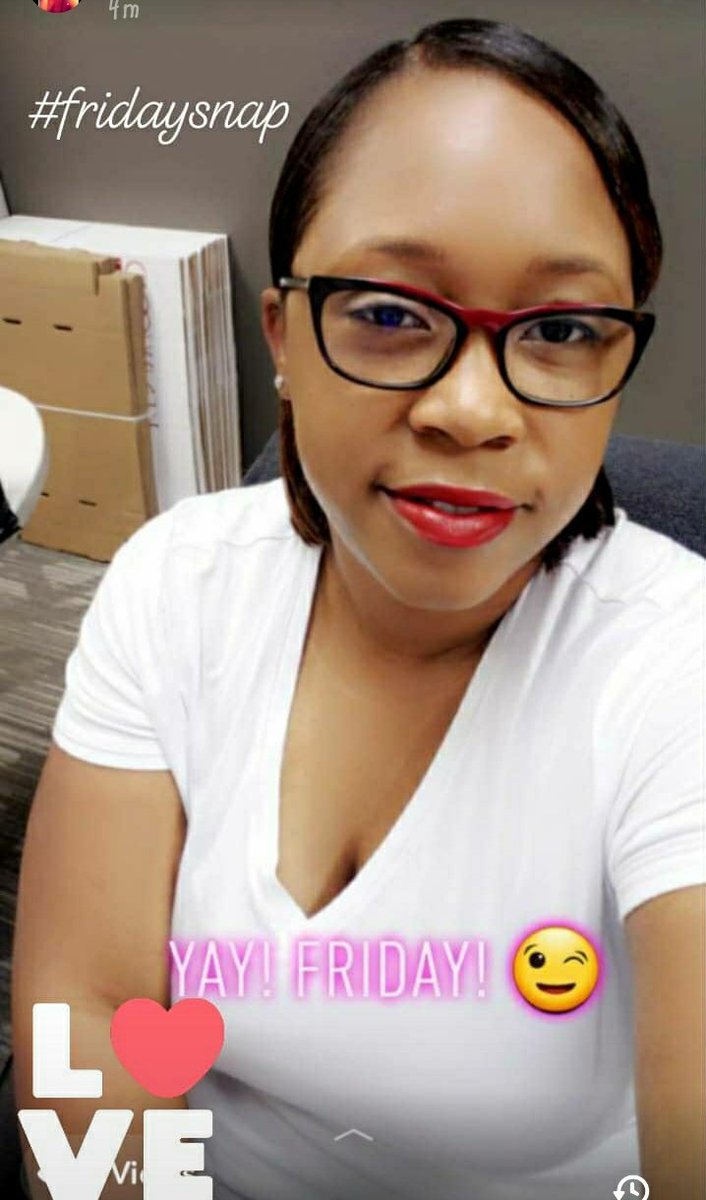 SlimThick113083's tweet image. Oh yeah so I had my beautician chop my hair off the other day LOL  #newchapter #feelingrevived #regrowingmyhair #FridayVibes 💋💋