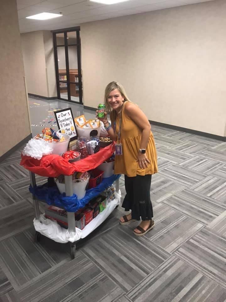 Redding Elementary (@reddingschool) on Twitter photo It has been a great first full week at Redding! THE KINDNESS CART ๐ ๐ โฅ๏ธ made its first appearance of the year along with <a href="/meredithflinn97/">Meredith Henry</a> and <a href="/stahlash/">Ashley Stahl</a> to thank our staff for ALL of the their hard work. #Strive #StingersUp #HornetPride It has been a great first full week at Redding! THE KINDNESS CART ๐ ๐ โฅ๏ธ made its first appearance of the year along with <a href="/meredithflinn97/">Meredith Henry</a> and <a href="/stahlash/">Ashley Stahl</a> to thank our staff for ALL of the their hard work. #Strive #StingersUp #HornetPride