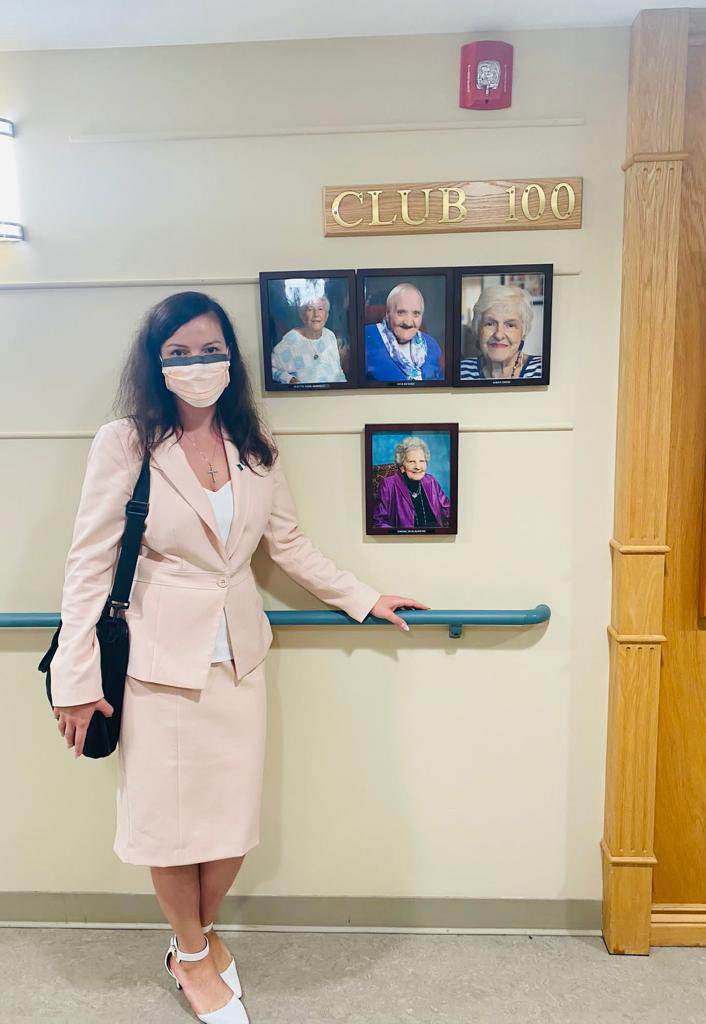 NatKusendova's tweet photo. Une très bonne journée de tournée dans l'est de l'ontario et de rencontre avec les intervenants francophones. Merci aux @gpr_pc, et les dirigeants de @CUPR_UCPR, Chartwell Heritage Residence, le Centre d'Accueil Roger Seguin et de Groupe d’Action de m'avoir rencontré! https://t.co/np1SF3WzUD