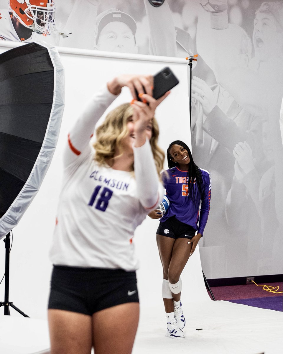 ClemsonVB's tweet photo. Head over to the ClemsonVB IG story to 👀 👀 👀 some of what we were up to in this year's showcase! 

📸 + 🤳 + 🎥 https://t.co/ewFeLS1EA1