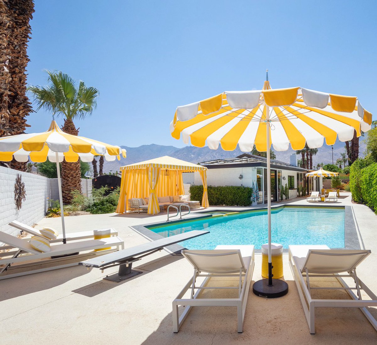 Heading into another hot desert weekend so the place to be is poolside! 💦 
Image from out recently completed Chateau Palomino design project. See the full remodel at desertsociety.net 💛🤍💛
.
#cabana #palmsprings #palmspringsstyle  #palmspringslife  #palmspringsmodern