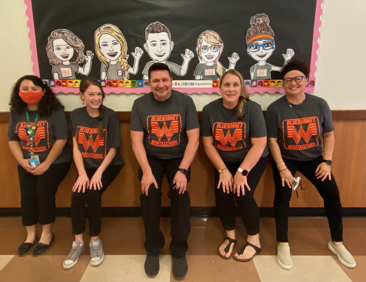 MrsHartmann2nd's tweet photo. #whatateam @BluebonnetLions  #whataschool 💓 @Ms_Martin2018  @MsHolt12 @Ms_SMART_inez  @RoyRuis2 https://t.co/ypwTWk4B3a