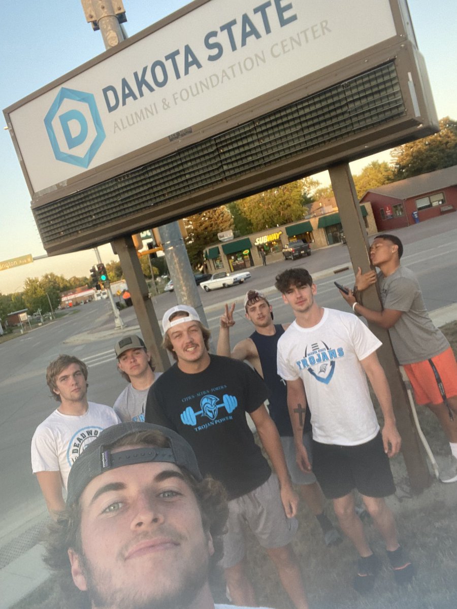 Austin Lake tweet media