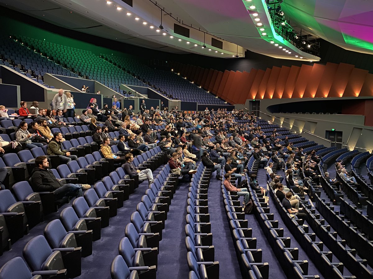 Robert Daniel Moore tweet media