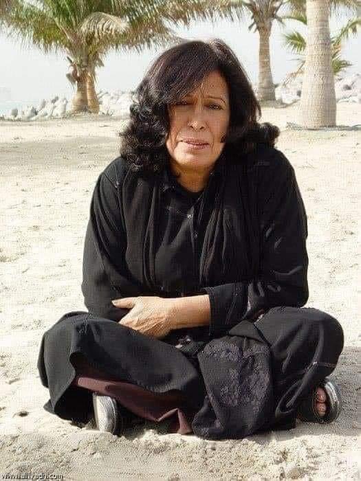 1aroww1's tweet photo. #لبناني_يفصل_مواطن_بسبب_توكلنا
مراحل استلام الراتب 💔 https://t.co/LI1bc48nqE