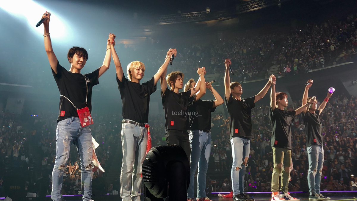 btsconcerthrs's tweet photo. https://t.co/fCEANBsP7C