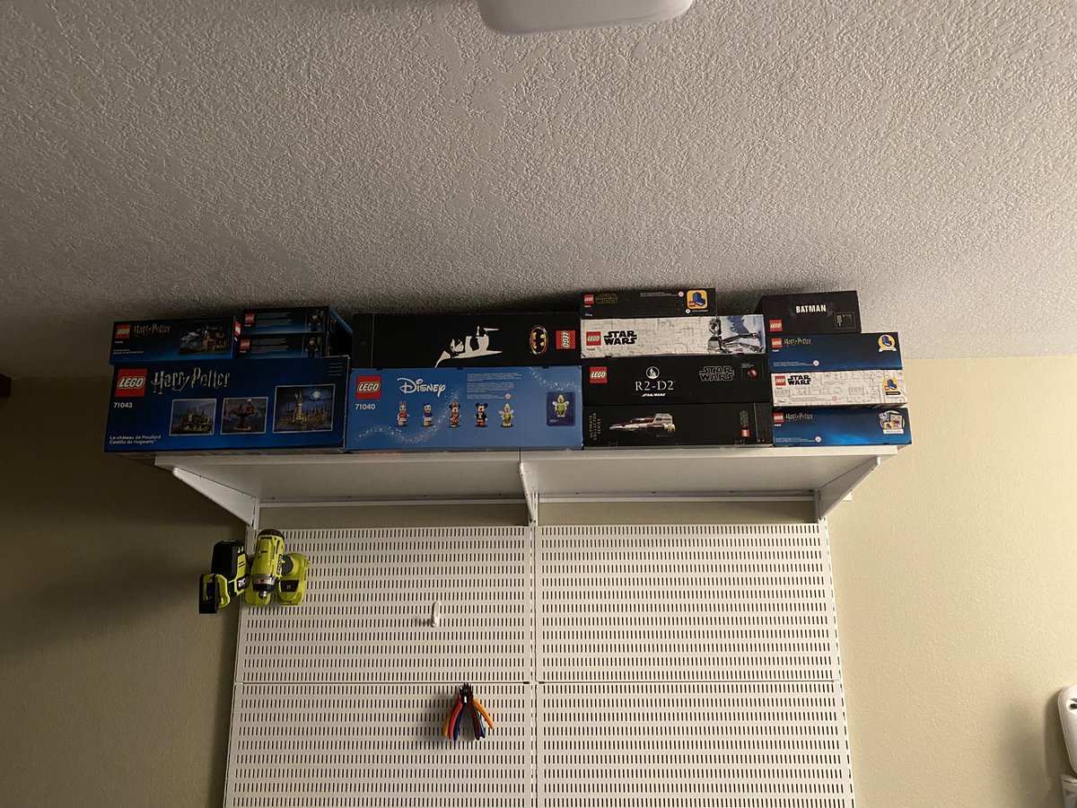 Robb_404's tweet image. I really need travel to the states to open up so my @LEGO_Group building partner can help me get through this. 

#idonthaveaproblem