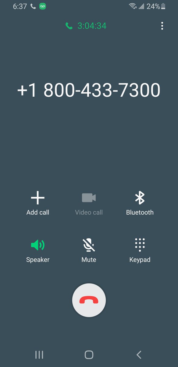 AmandaValena's tweet image. Thank you @AmericanAir for keeping me on hold for over 3 hours and never picking up.