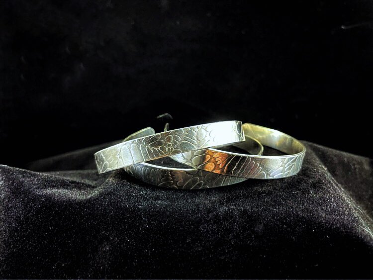 2ManuallyFocus's tweet image. Same image, the other one edited using @snapseed12 . The power of cellphone editing.