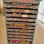 昭和地区の避難所に山崎製パンから物資の差し入れが!量、心遣いが共にすごい!