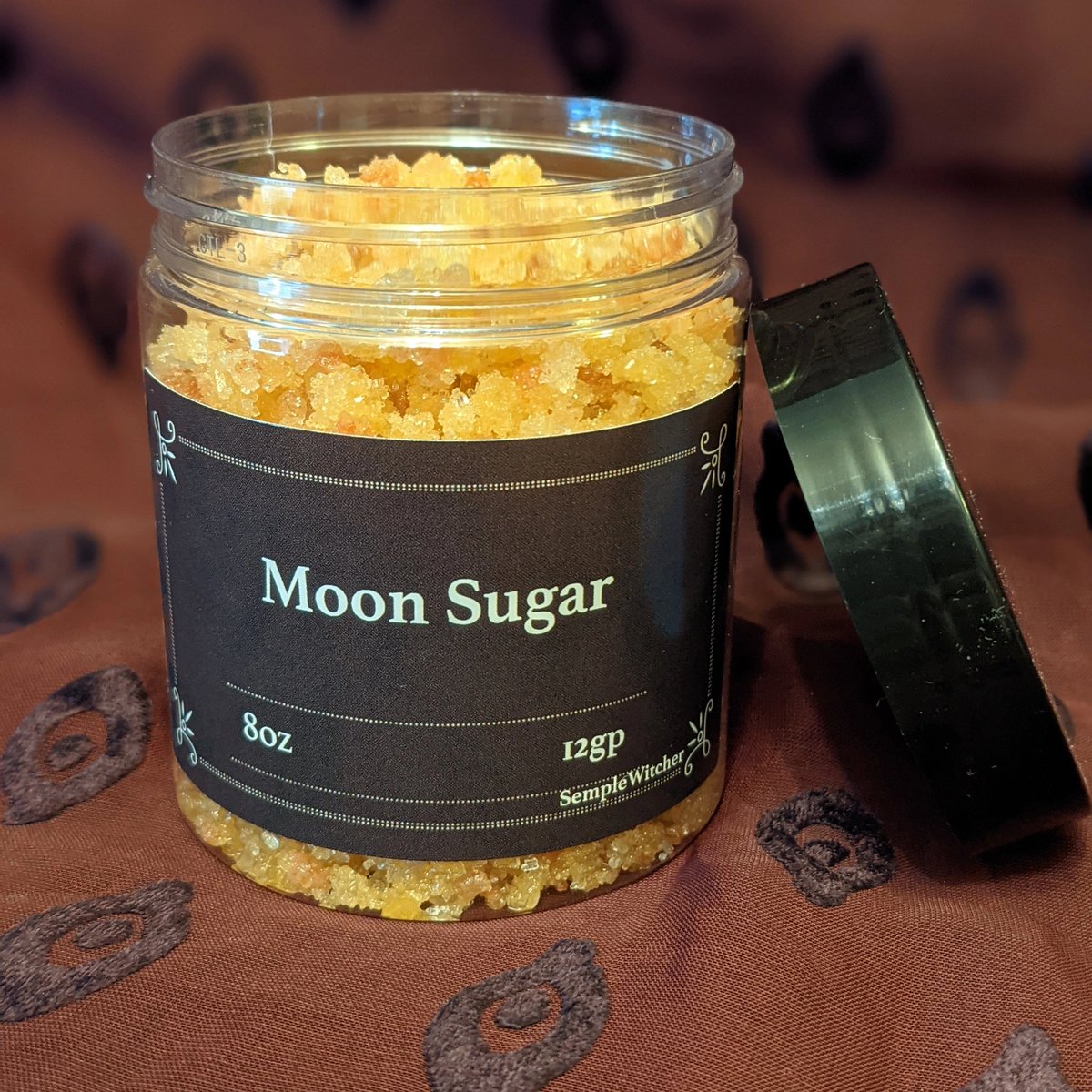 SempleWitcher's tweet photo. Friday night taking care of the Summerset Shadows #dovahkiin #SkyrimSE #Skyrim #ElderScrolls #Argonian #SempleWitcher All thanks to this MoonSugar #MoonSugar #Homemade #SugarScrub #SmallBiz 

https://t.co/NoRbwun5Bh

What's your fav way to get thro a dungeon crawl? https://t.co/sVgBssiQ9A