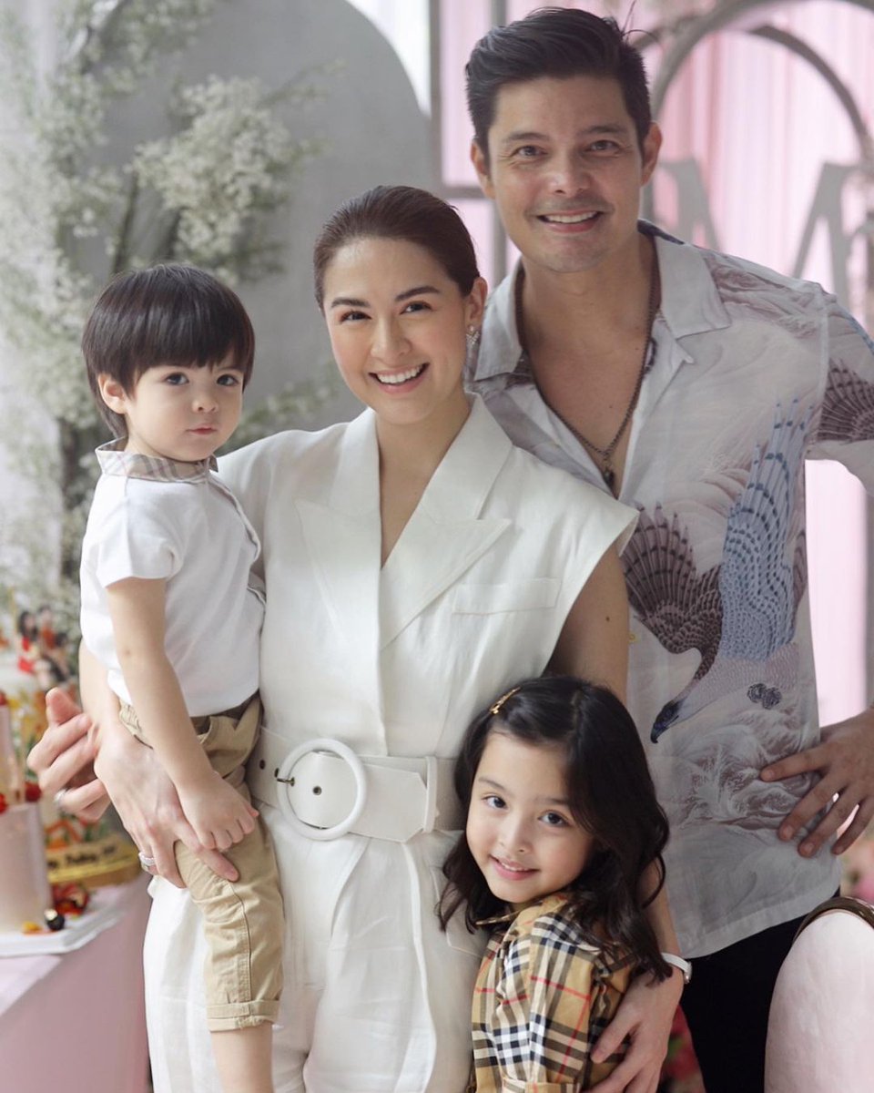 The Philippine Star (@philippinestar) on Twitter photo LOOK: Marian Rivera enjoys classy at-home birthday party | <a href="/latest_chika/">latestchika.com</a>
FULL STORY: bit.ly/2UduULs LOOK: Marian Rivera enjoys classy at-home birthday party | <a href="/latest_chika/">latestchika.com</a>
FULL STORY: bit.ly/2UduULs
