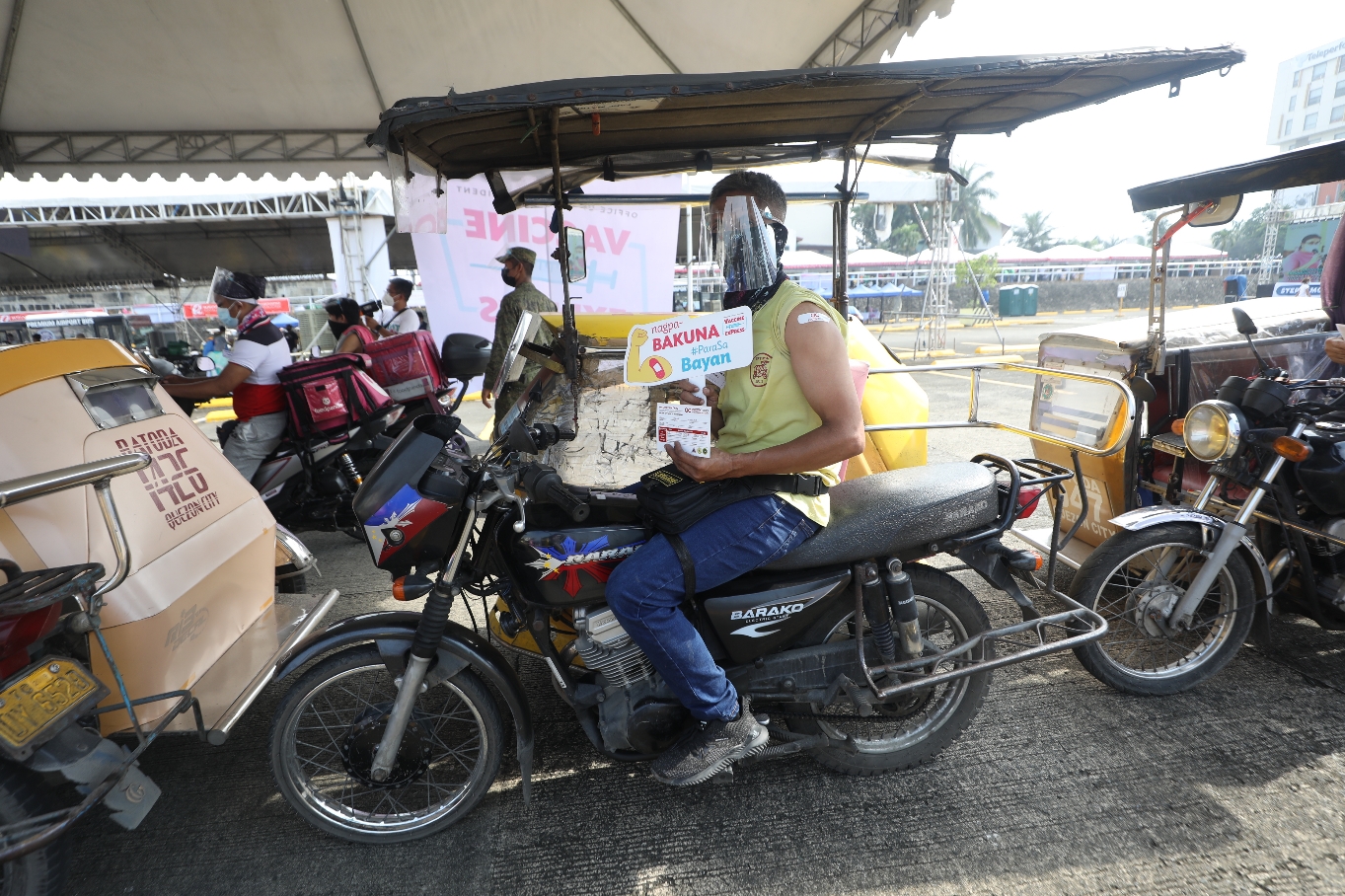 CNN Philippines on Twitter "LOOK Over 3,000 jeepney and tricycle