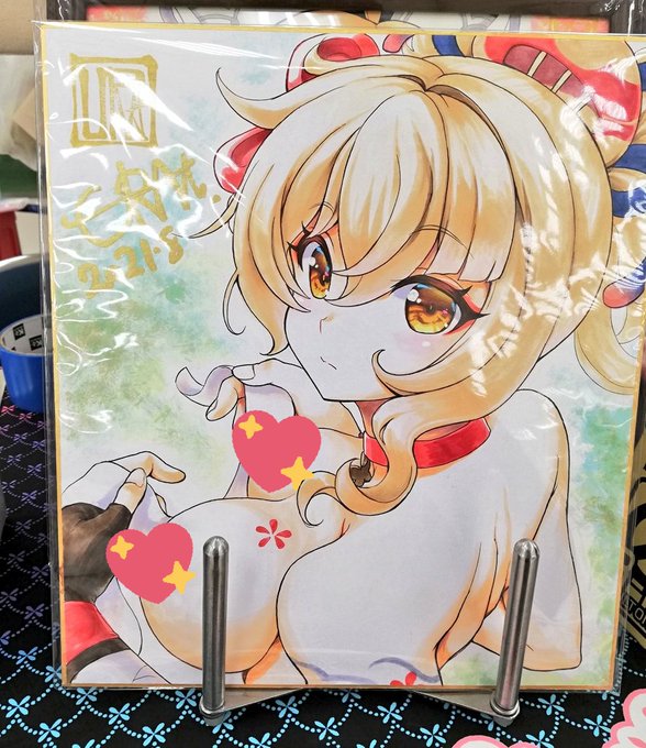 色紙ですが、現在新作でのこってるのはこの宵宮が一枚と復刻色紙(水彩紙使用なので、厳密には色紙サイズのイラスト)3種です。残ったら自家通販かな。 