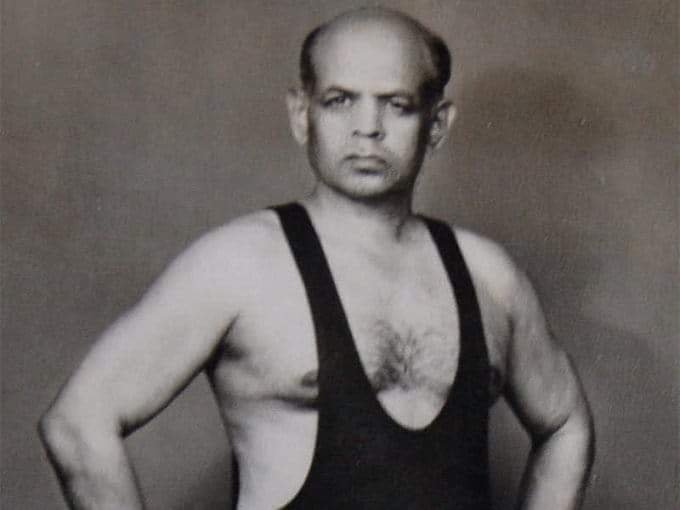 A great wrestler #KhashabaJadhav won a bronze medal in men's wrestling in 1952 #Olympics in Helsinki.He is the first individual athlete from India who won the Bronze medal in the Olympics.His life inspires many to achieve success with grit & determination.

Tributes on SmrutiDin. https://t.co/e7RoDa5NAv