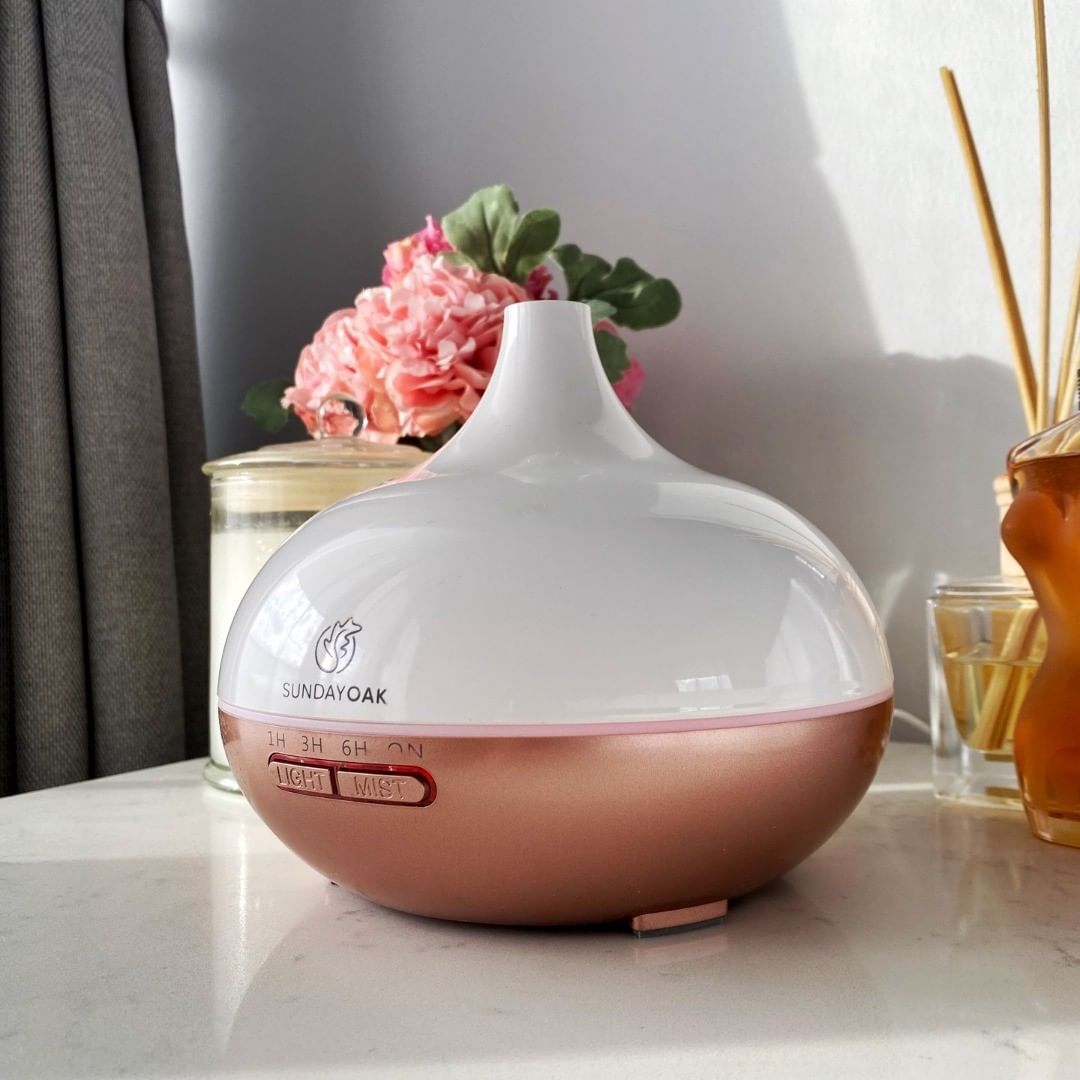 SUNDAYOAK1's tweet image. SUNDAYOAK ESSENTIAL OIL DIFFUSER - ROSE GOLD/GLOSS WHITE
Shop Now - sundayoak.com
#waterlessdiffuser #leddiffuser
