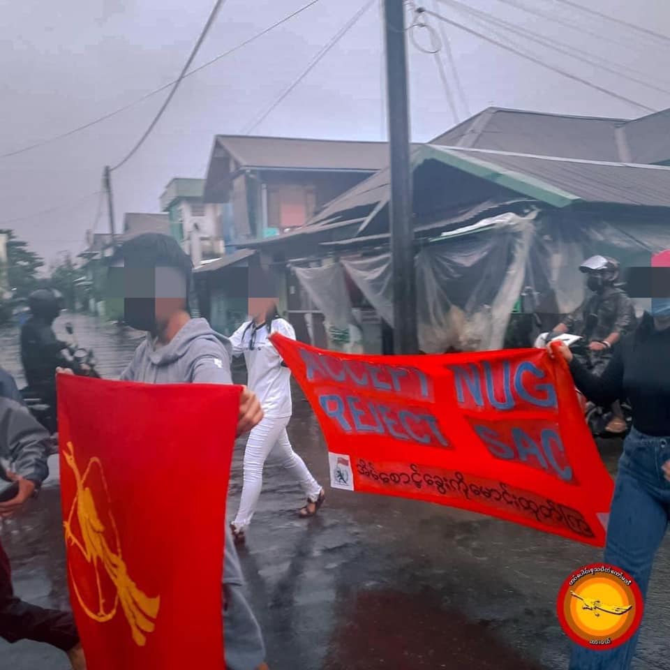 Young activists in Dawei, Tanintharyi Region took to the streets against the military regime on Saturday morning. (Photo: DGSC) 
#WhatsHappeningInMyanmar