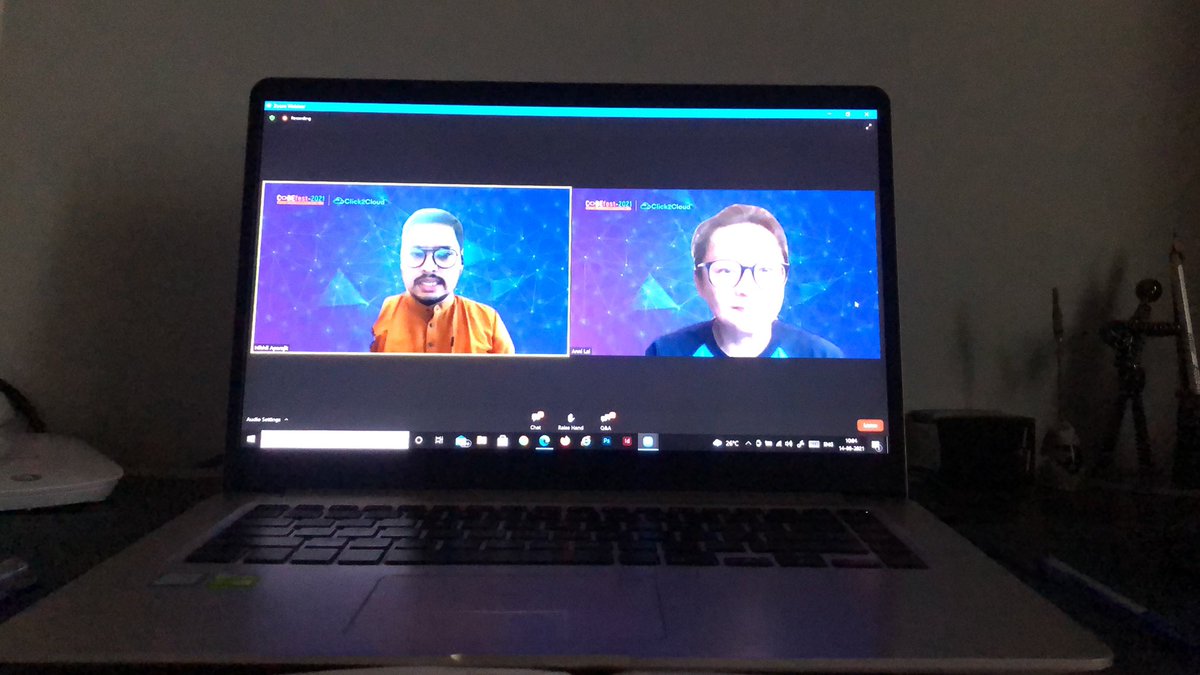 WalterRyan2001's tweet photo. Attending codefest 2021, Anni Lai here, and many more. Looking forward to the event!                                  #5gencloud #codefest2021 #click2cloudopen5g #centarus2021 https://t.co/r5g1PaMonK