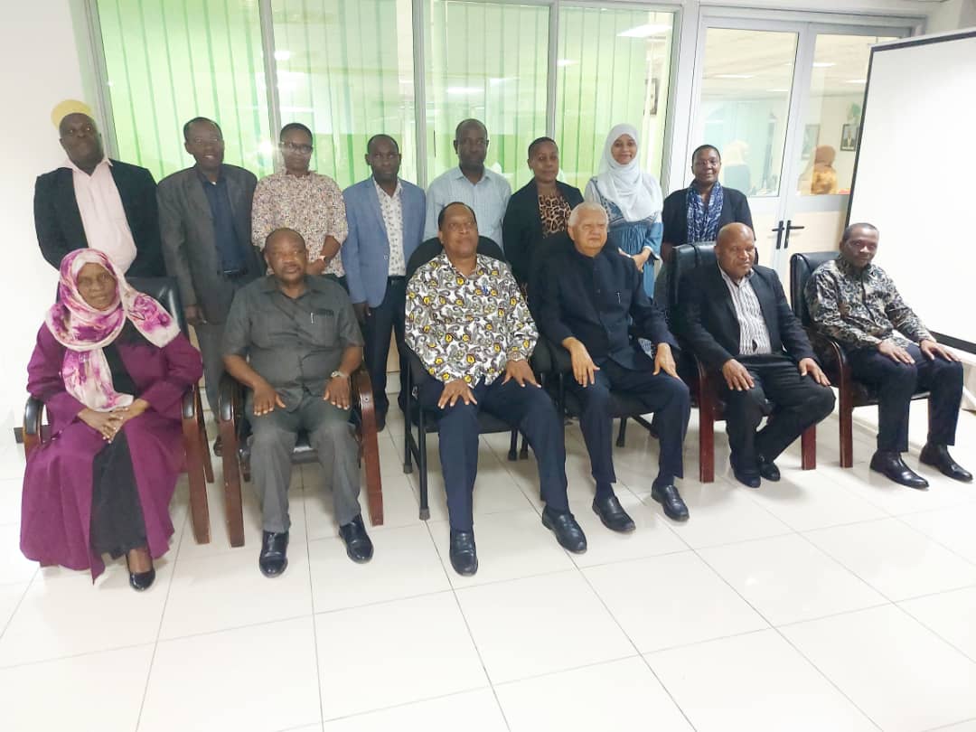 Prof. Palamagamba John Kabudi (@j_kabudi) on Twitter photo 