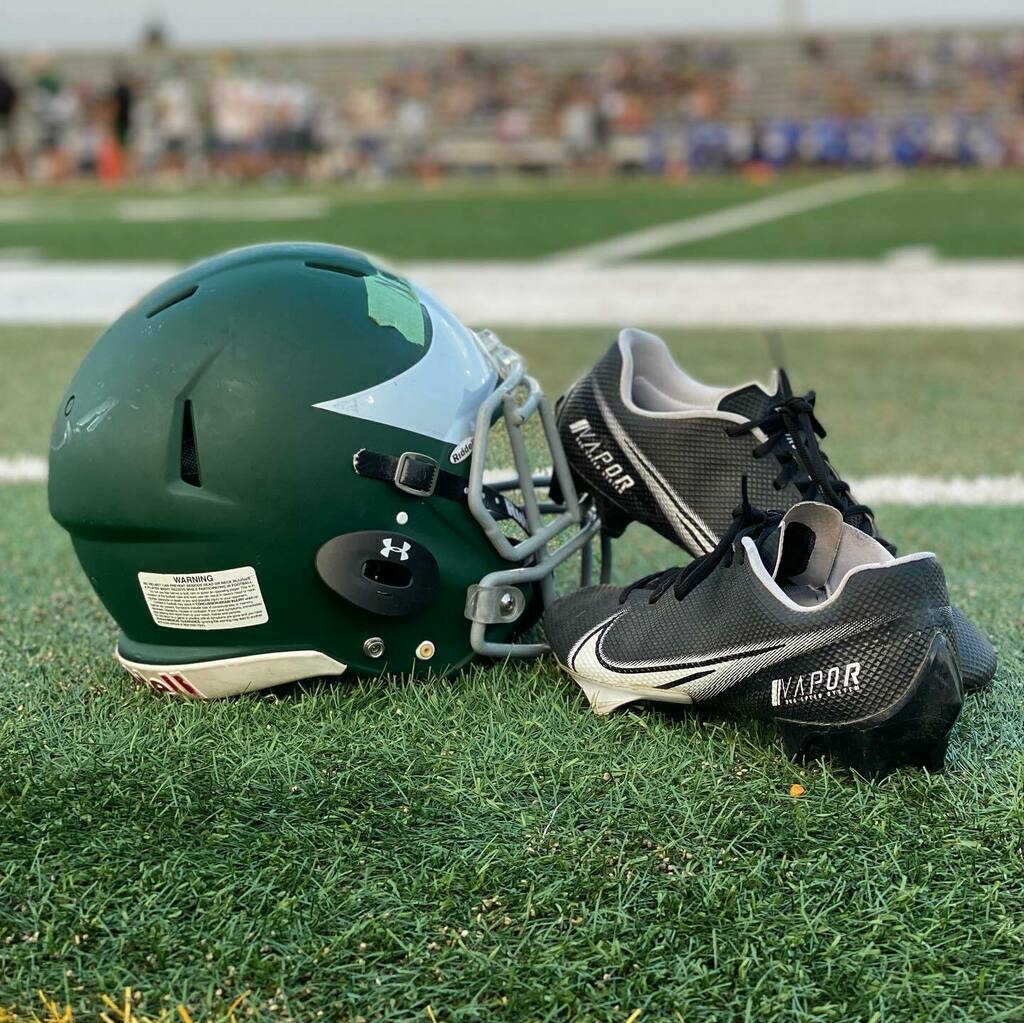 PitmanPride's tweet photo. Friday Night Lights are back! Tonight’s scrimmage against Hilmar was great but don’t forget to join us next Friday as we take on Central Valley at Joe Debely Stadium. You might even see our Athletic Trainer Markus and his 5 future pride! 🏈 💚🦁🐾 #areyo… https://t.co/3sYTT3usf2 https://t.co/0g3wYSGJSD
