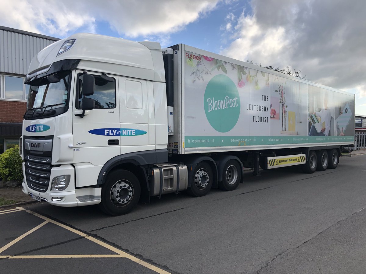 FlybyNite_HQ's tweet photo. We even do flower/plant delivery’s all part of the service……..#flybynite #freshlinc #floralinc #daf #daftrucks #frigo #truck #trucks #truckanddriver #truckerworld https://t.co/ZBzleZIT8q