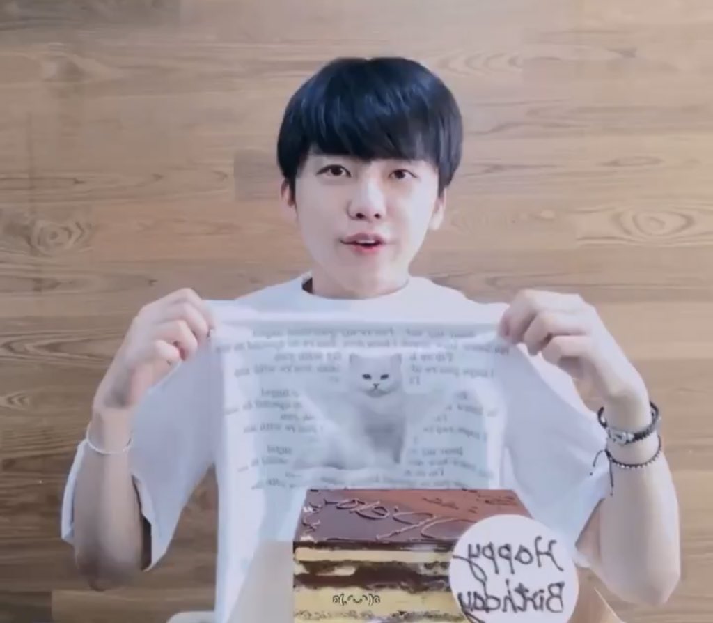 นึกถึงตอนซื้อโทรศัพท์เจโน่กดสั่งแจมินก็กดสั่งซื้อตามแล้วก็มาเถียงกันว่าใครซื้อตามใคร5555555555    #nomin