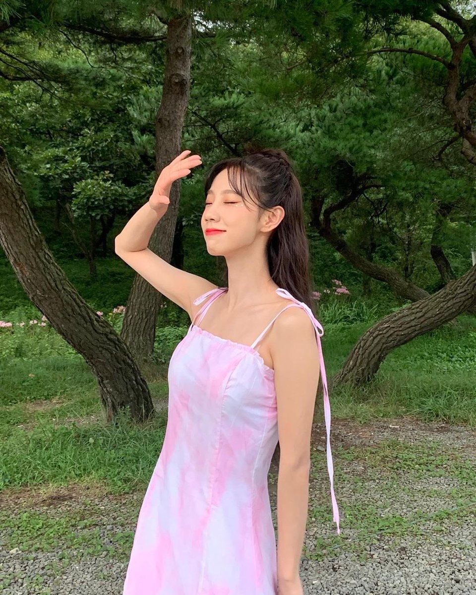 [0814 #yeoreumstagram] 

눈부셔 my summer 🍉 

#wjsn #yeoreum #우주소녀 #여름