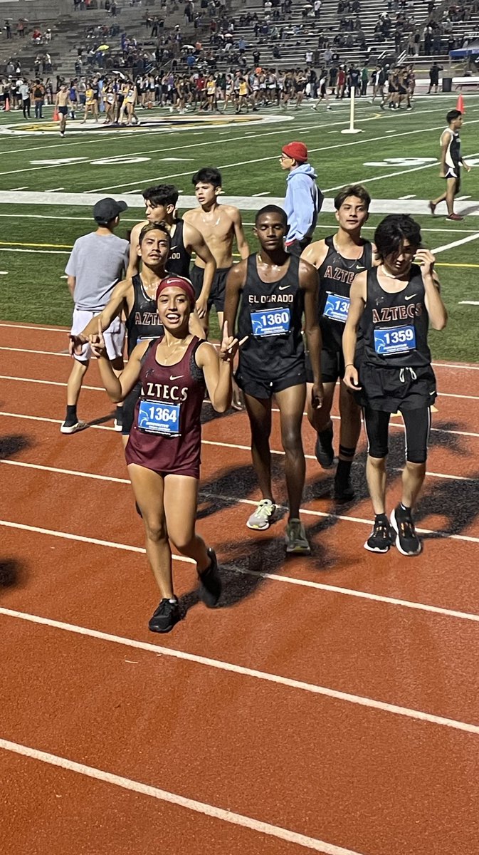 klopez_EDHS's tweet photo. Aztec cross country team had a great first meet, so proud of them! @EDAztecs_HS @ELDO_CC https://t.co/10L84lh83q