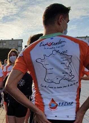 IMT_NordEurope's tweet photo. Bonne route à l'@eurotandemEMD qui démarre ce matin son tour de France en tandem pour récolter des promesses de #DonDeSang pour l'@EFS_dondesang 💪 💪 https://t.co/DhYFV7L4Kx