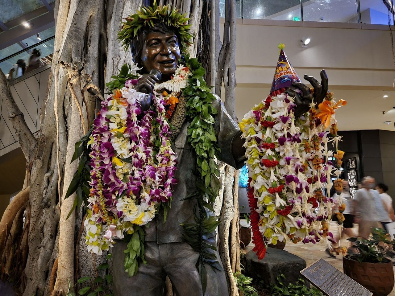 Double birthdays - Happy 91st Birthday Don Ho and 5th Anniversary International Market Place. 