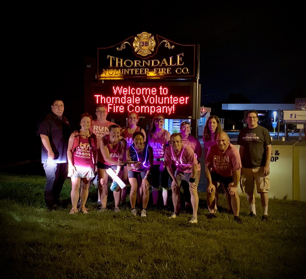 Run2Respond's tweet image. Michelle and crew for the stage 143 to 144 handoff, Kate and Paul off to get the next 5 stages!