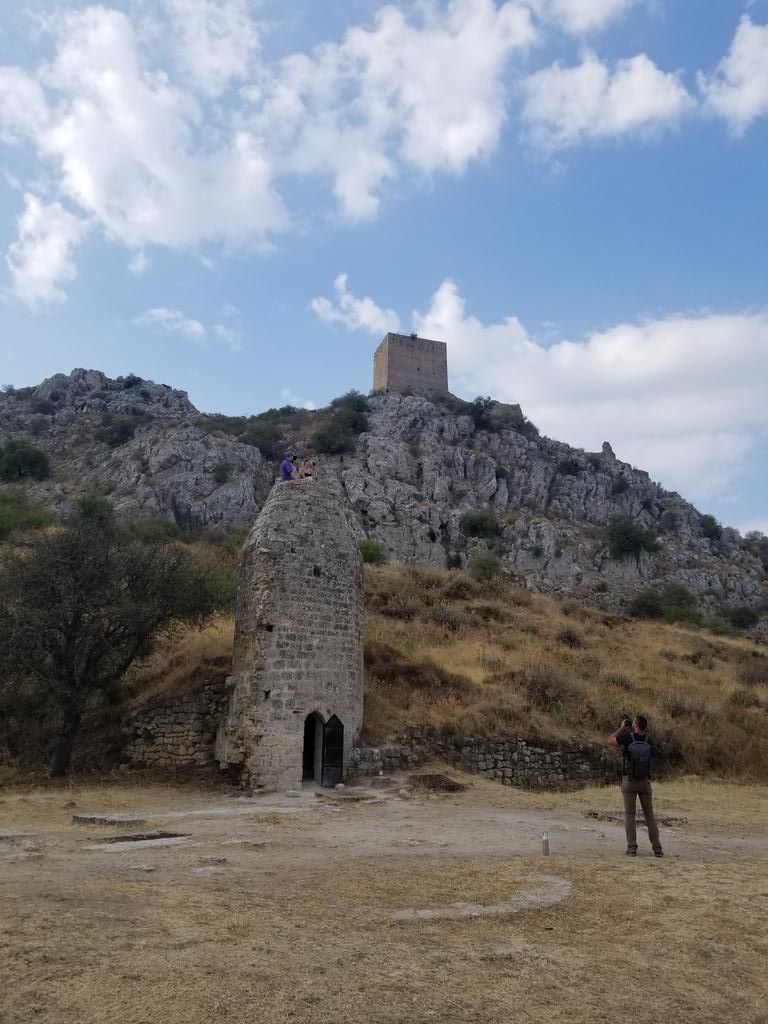 After days and days of punishing heat and forest fires, we're enjoying an absolutely wonderful morning atop Acrocorinth.