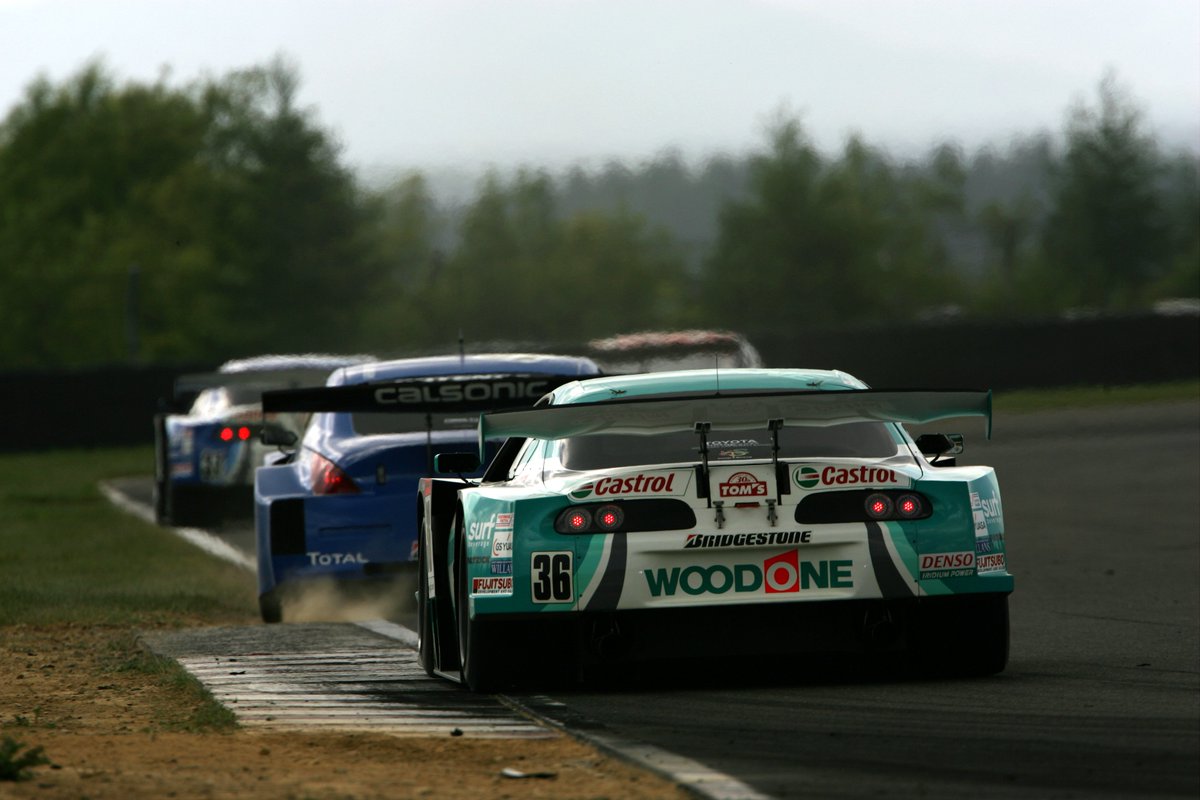 2004年 全日本GT選手権 TOYOTA TEAM TOM'S #36 WOODONE TOM'S Supra