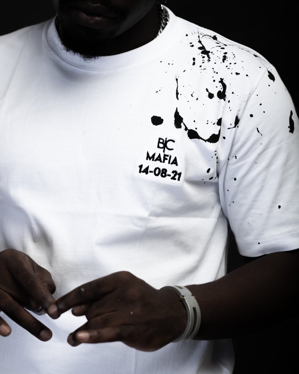 blankcanvasgh's tweet photo. today’s the day! front/back accra at 3pm, let’s vibe. https://t.co/GnuYATRWrY