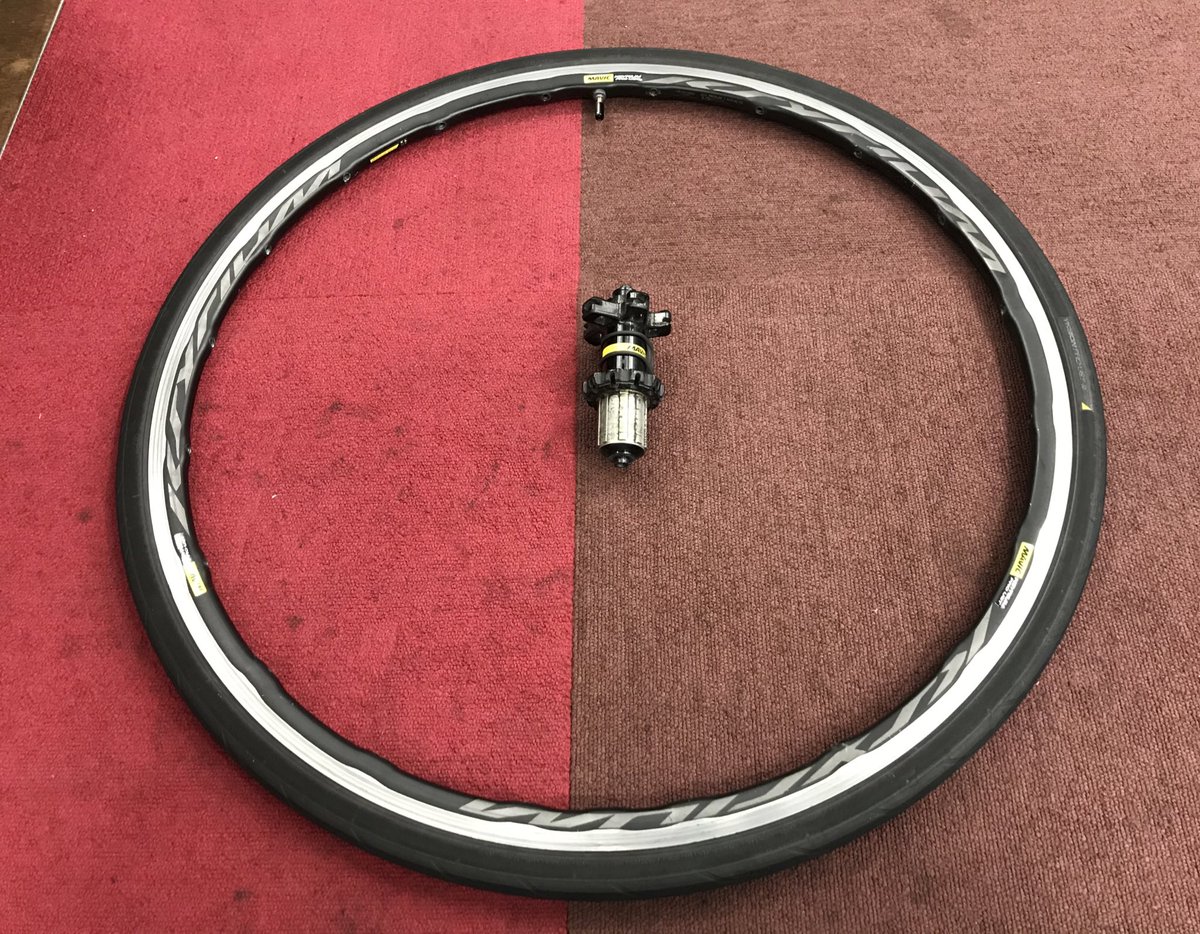 suzupower_kita's tweet photo. Mavic ksyrium PROのスポークを全交換させていただきました!
スポークも金属疲労でヘタってきます。ブルベライダー等、ハードに乗る方は尚更です!
スポークが折れるのが頻発し始めると全交換推奨のサインです
#Mavic #スポーク交換 #specialized
#スズパワー #suzupower https://t.co/9ELAgrTSqj