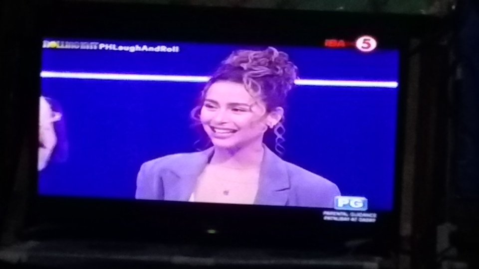 PressmanIsabel_'s tweet photo. Smile mo lang talaga wala na nabubusog na ako 

@RollingInItPh
@Yassizzle 

#RollingInItPHLaughAndRoll
SayYASStoLaughter https://t.co/q1BsuGqrZN