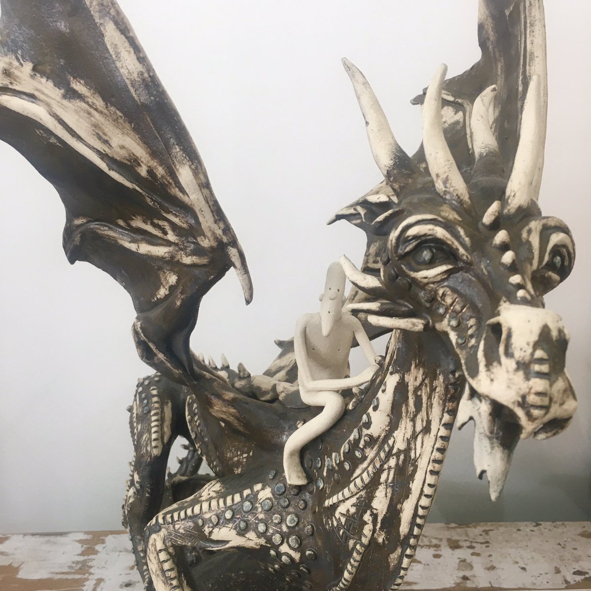 Just a few days left to visit ‘Observations’ our current exhibition by Sally Dunham. The show runs in the gallery and online until 18th August!

#sculpture #ceramics #ceramicsculpture #artexhibition