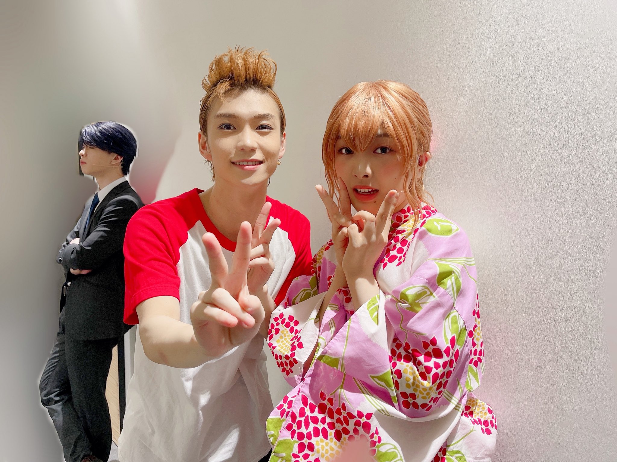 木津つばさ 舞台 東京リベンジャーズ 東京千秋楽無事終幕 御来場 ご視聴共に有難う御座います 支えて下さる皆様の愛を全身で感じました 座組全員が思ってます 前を向いて進み続けます どうかその日まで 俺達の背中を押して下さい 約束したから