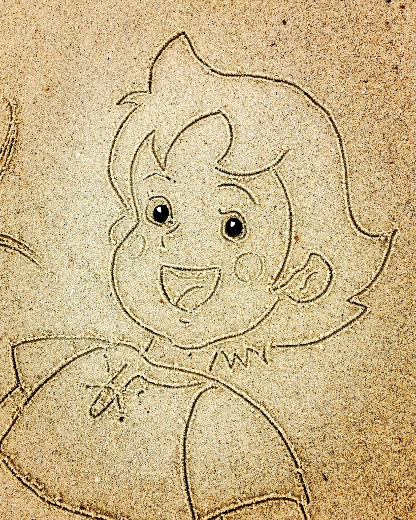 Have Hope 💚 #Heidi #Anime #heidigirlofthealps #ZuiyoEizo #JohannaSpyri #isaotakahata
💛 #StaySafe #sanddrawing #beachart 🌊🌊🌊 #Lockdown2021 #morale #VitaminSea #Lockdown2020 #comics #cartoons ✍️ #SandBanksy #shorelinesally Characters No.1091