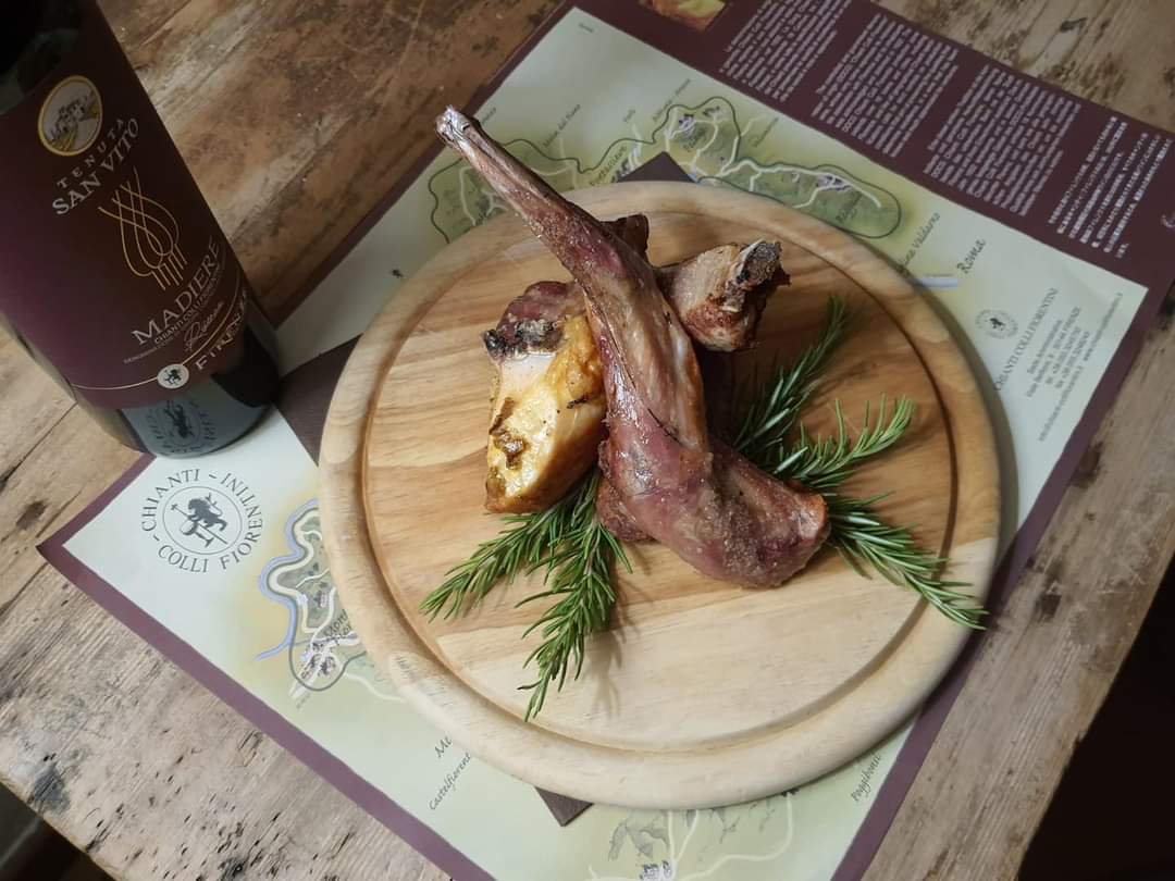 Our typical Tuscan Restaurant
#ristorantemontelupo  #restaurant #ristoranteitaliano #ristorantetipico