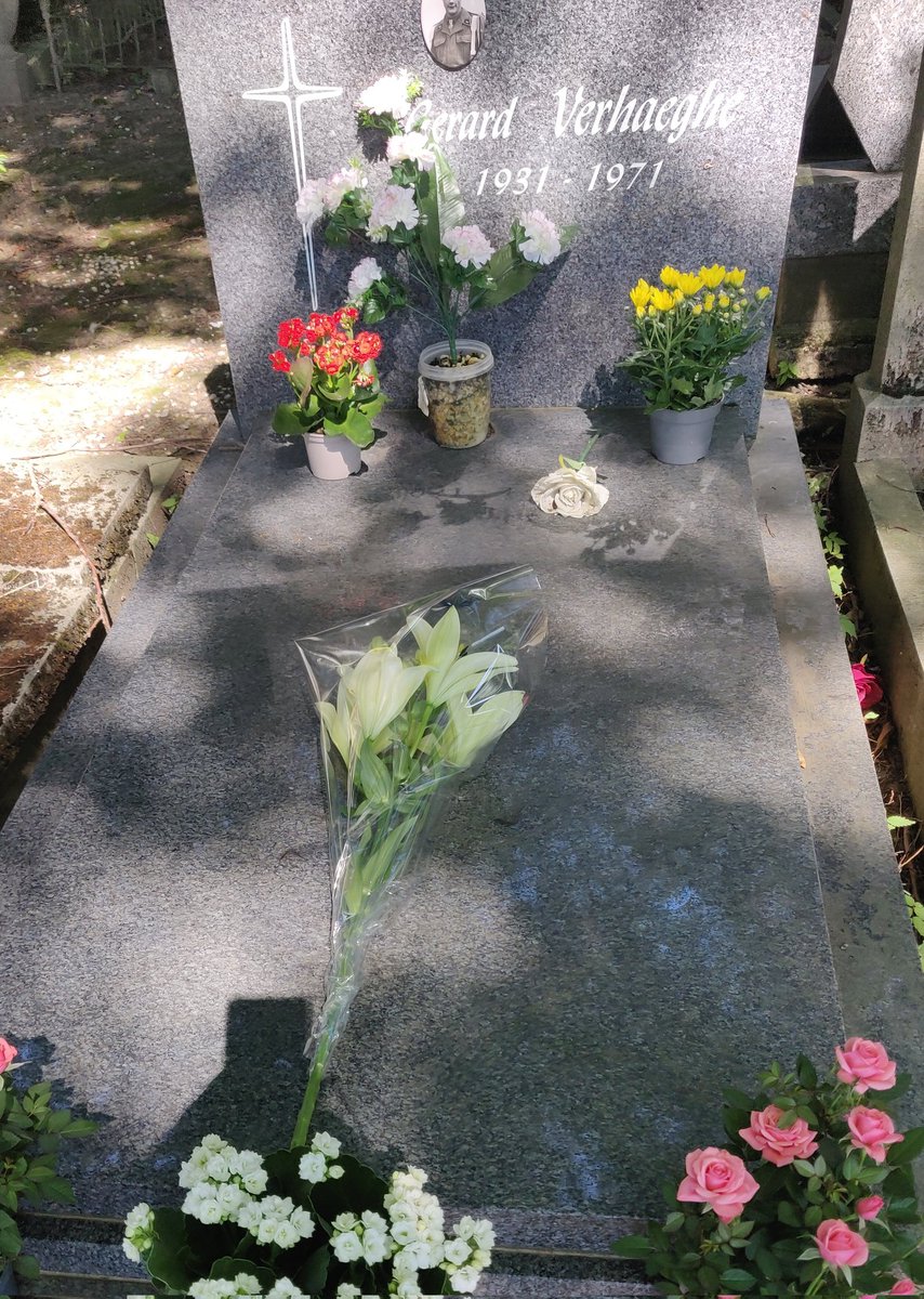Verhaeghe's tweet photo. À quoi sert la #manifestation14aout ? À protéger nos enfants. Mon père mourait il y a 50 ans, en me laissant un monde meilleur que le sien. Je mourrai peut-être en laissant à ma fille un monde pire. Pour empêcher ça, mobilisez-vous dans la #manif14aout contre le #PassSanitaire https://t.co/ZYVbsXOSpy