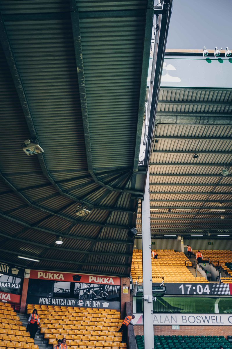 Matchday tweet media